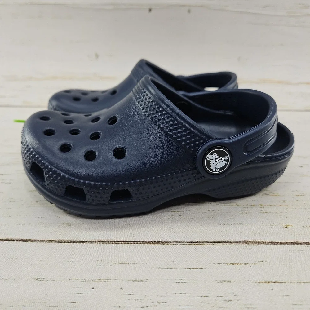 Crocs Classic Clog Navy Blue Youth Kids Size C9 Sandal Shoes 206990-410